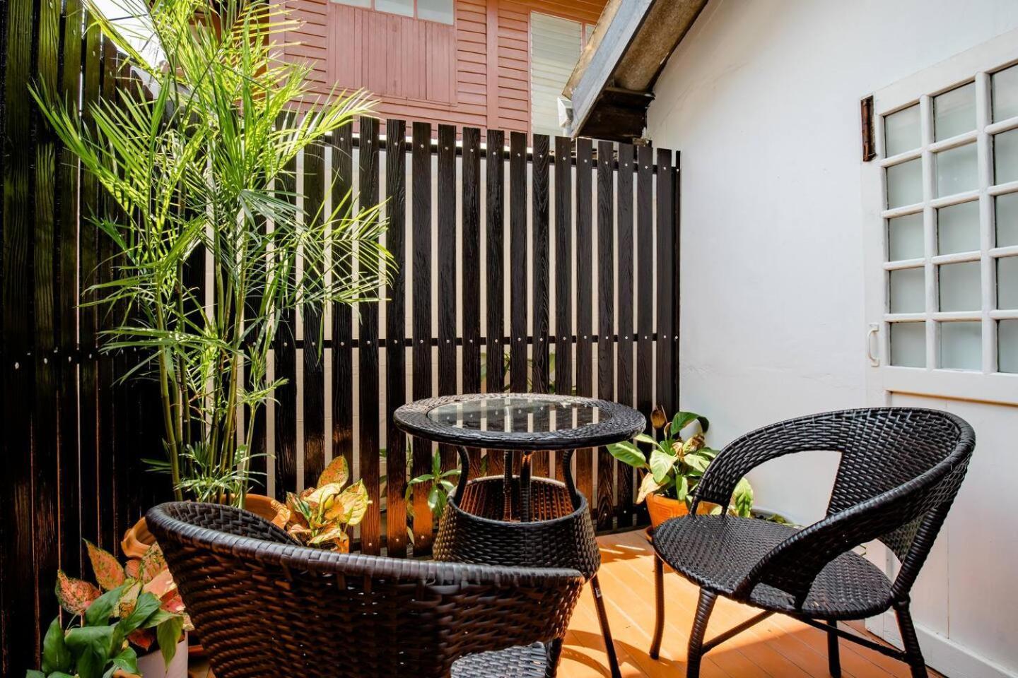 Haheng House Hotel Bangkok Exterior photo